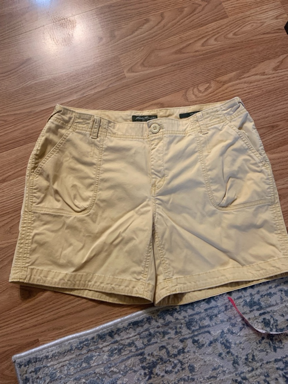 Women's Butter Yellow Cotton Shorts | Size 12 Shorts